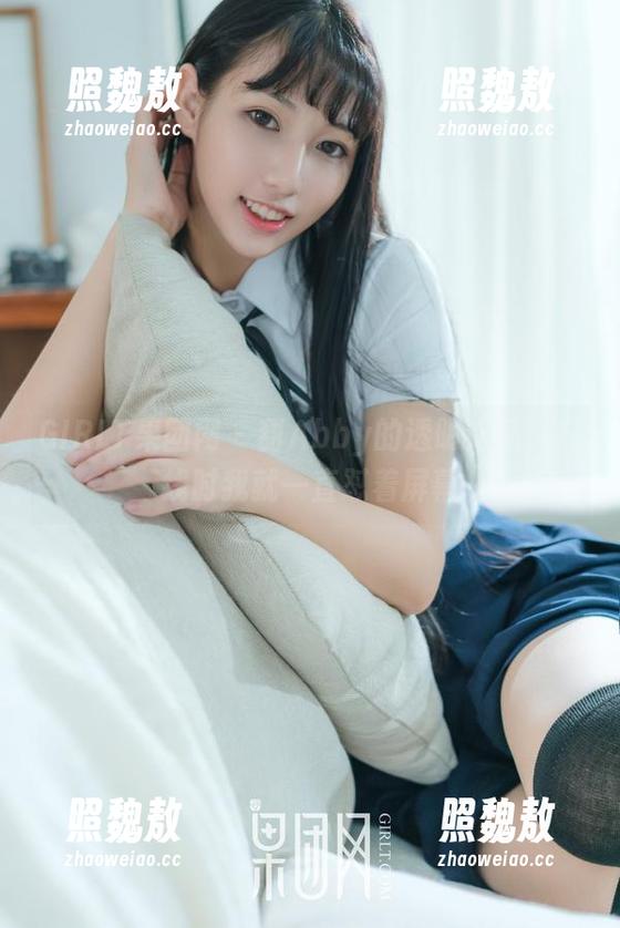 GIRLT果团网 - 甜Abby的透明作品，在线时我就一直怼着屏幕
