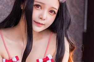Hachi小芭的偏爱：白衬衫福利图集，先别急，等会就会停在某个点上。