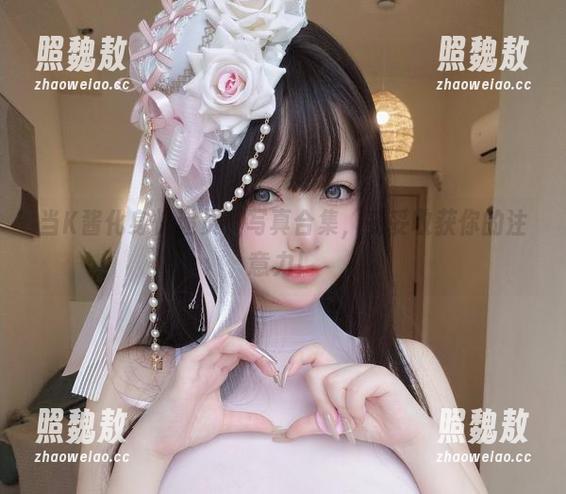 当K酱化身快递员，写真合集，妥妥收获你的注意力！