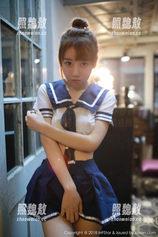 MFStar模范学院-诗诗kiki MFStar模范学院 - 诗诗kiki牛仔裤写真集:精选穿搭,无心插柳柳成荫