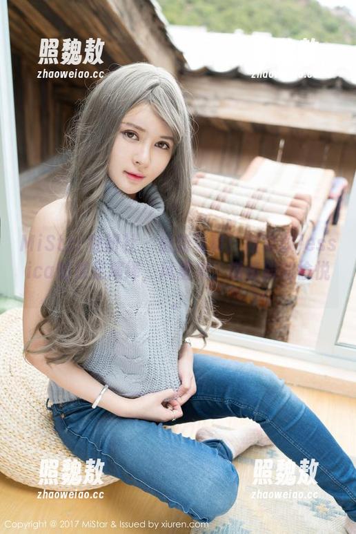 MiStar魅妍社 - 最新写真：赵欢颜Jessica的裸足演绎，风里来，漫步般的愉悦。