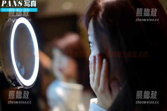 PANS摄影 - 娜娜的泳装图集——记得把眼光放远点哦