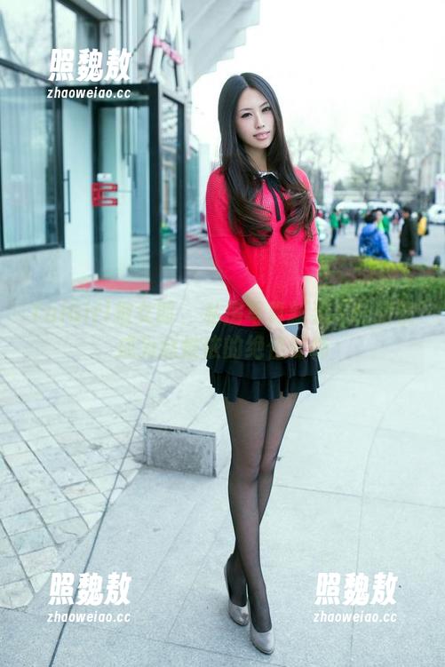 TuiGirl推女郎 - 私房写真新姿态让眼镜成为赵惟依的绝佳配饰