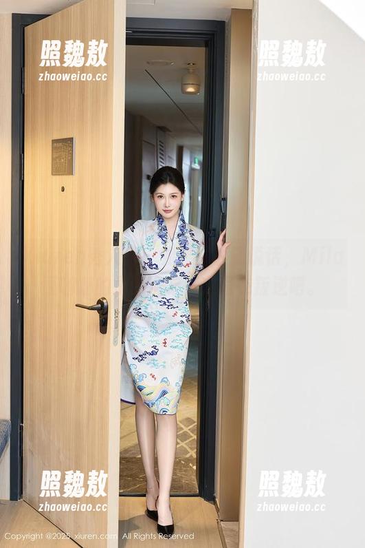 Xiuren秀人网-Mila豆嘟嘟 Xiuren秀人网 - 如果制服能说话,Mila豆嘟嘟的最新合集一定是在叛逆吧。
