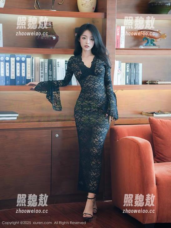 Xiuren秀人网-白洁Bessie Xiuren秀人网 - 老实说,白洁Bessie的教室写真集更新,谁能想出这些姿势?