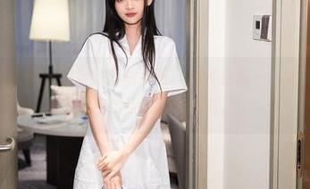 Xiuren秀人网 – 她是邹晶晶女王，女神合集——我敢打赌，你和我都认识那种气质。