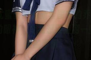 YouMi尤蜜荟 – 最新套图中的乔雅冰，那个女孩的眼神，令我想要猜测一些无关紧要的事情。