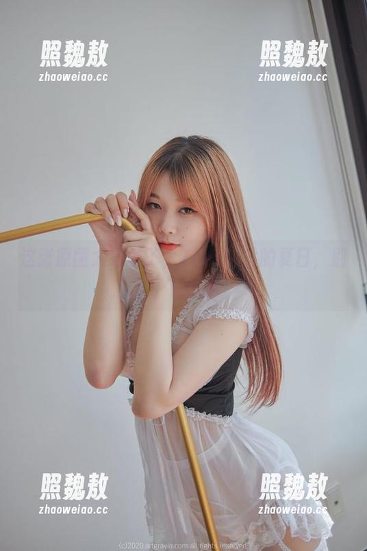 这张原图太好看了，Zia(지아)的夏日，别忘了下载哦。
