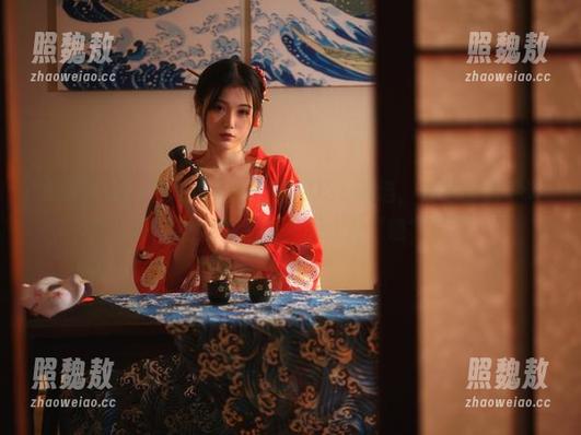 本来是看一米八的大梨子的COSE精选，结果被夏平玲花的魅力晃了神，真想说“嗯”。