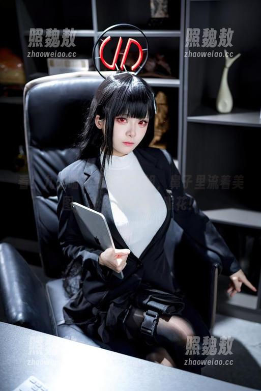 看！九柒喵在线变身空姐，鼻子里流着美图，让你看得头晕眼花！