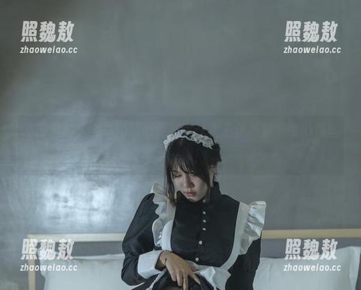 今汐 不说别的,今汐的原图更新真让人忍俊不禁,吊带黑丝走一波!