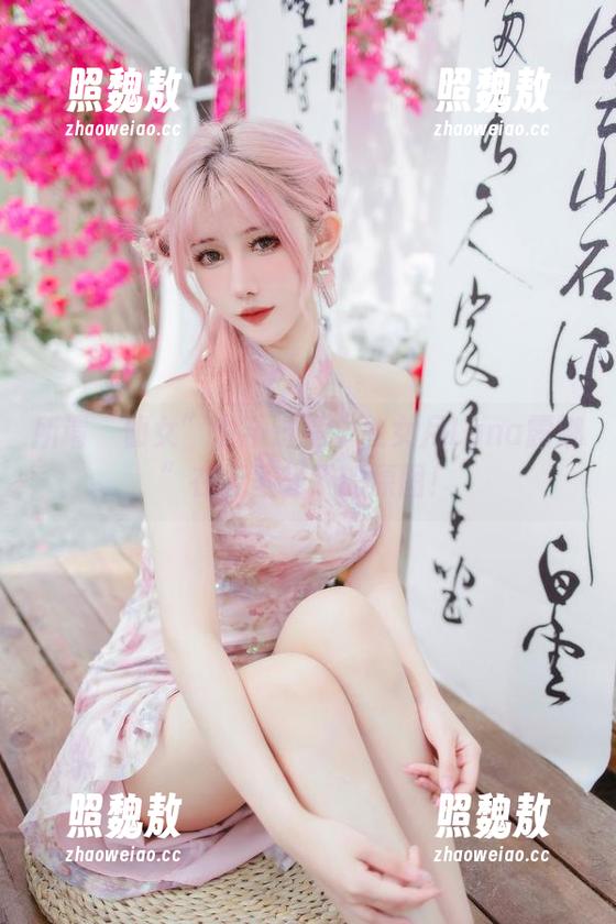 所谓“仙女”也不过是“仙女月Luna露娜”在无圣光下的原图！