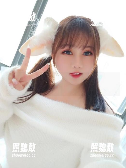 依依超级懒的新图包：浴缸季的水花四溅更新！