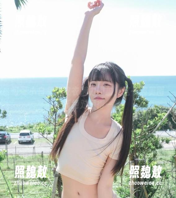 可可小白兔 可可小白兔的皮衣魅力四射!这一波美图更新绝对值得一瞧