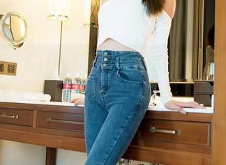 嗲囡囡 – SiByl李思宁的女仆图包，或许能引发一些“意外”，下载自负后果。