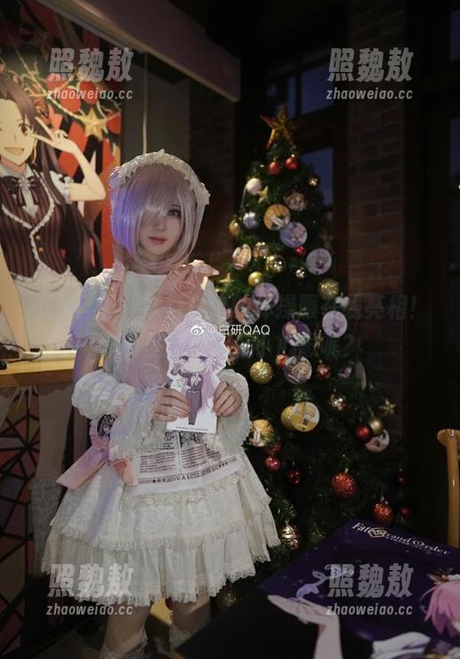 小伙伴们，妖君白研的体操服在线亮相！作品里藏了多少小心思呢？