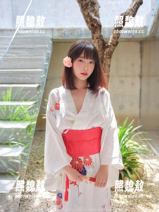 姜仁卿(강인경)全套泳衣登场，图包的水准果然不一般！