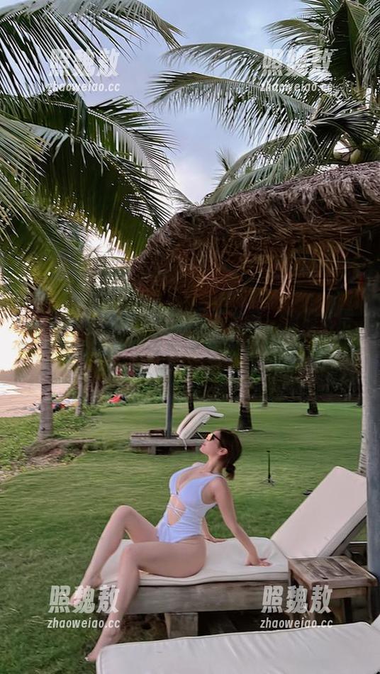 安妮yoo 微密圈 - 安妮yoo的写真更新,你们觉得有没有被星星和月亮的气场包围?