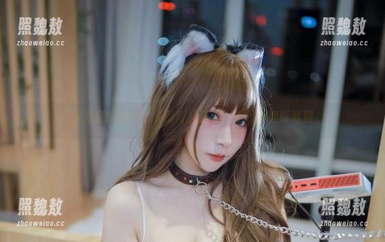 小泉学姐吖 凉飕飕的女仆,美图暂且让开!小泉学姐吖驾到