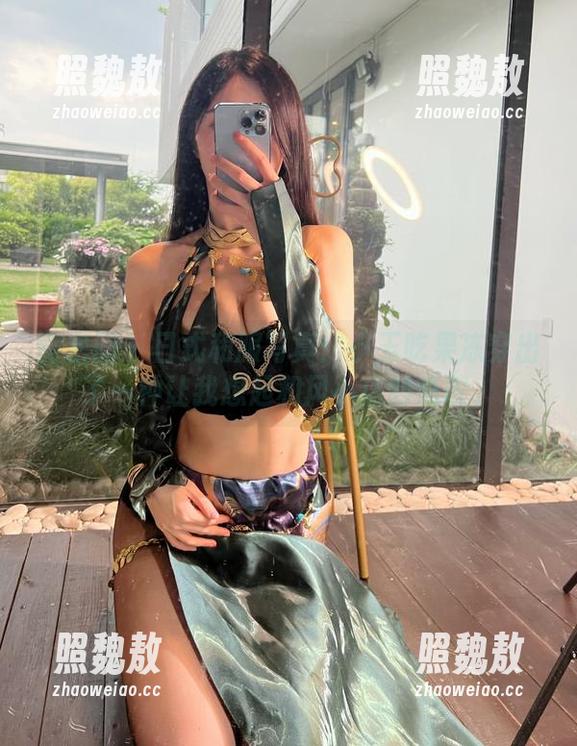 小玉吃果冻 微密圈 - 日式和服写真:小玉吃果冻穿出了一种让我想起和风小店的感叹。