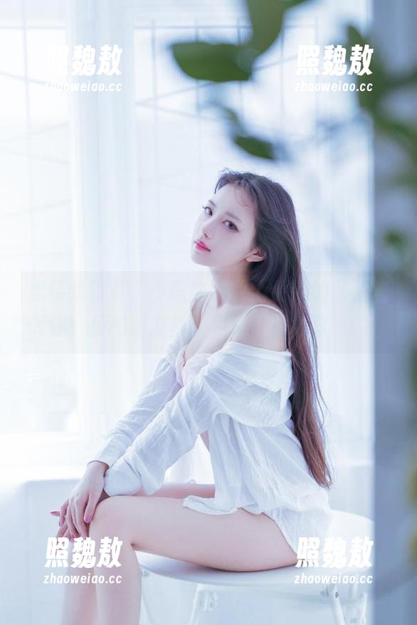 板桥新篇章，小鹿鹿shika更新的图片告诉你：桥和朋友都是用来“撑场面”的！