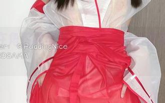 潜伏在角落的黑猫，布丁大法给你带来福利原图！