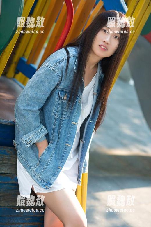 推女郎-连欣 推女郎 - 你以为只是双人吗?连欣的私房作品拯救了单身的无聊时光!