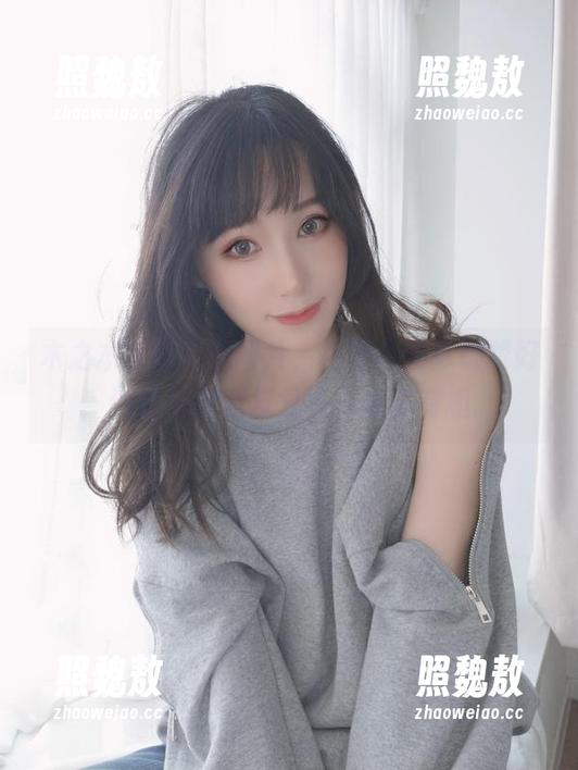 木之本果的眼镜图片，角度和光影都赞好，到时候赶紧反复看，真真有趣。