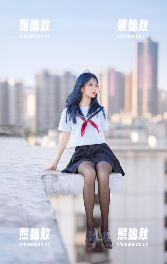 果咩酱w 高清写真,果咩酱w把校服穿得像是刚从青春小说里走出来的女主角……哈哈,真不敢想象。