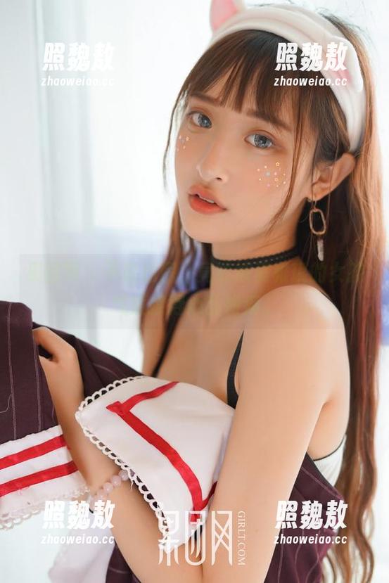 果团网-莫雅琪 果团网 - 不说私房,竟能被莫雅琪的女孩气质撩得心乱如麻。