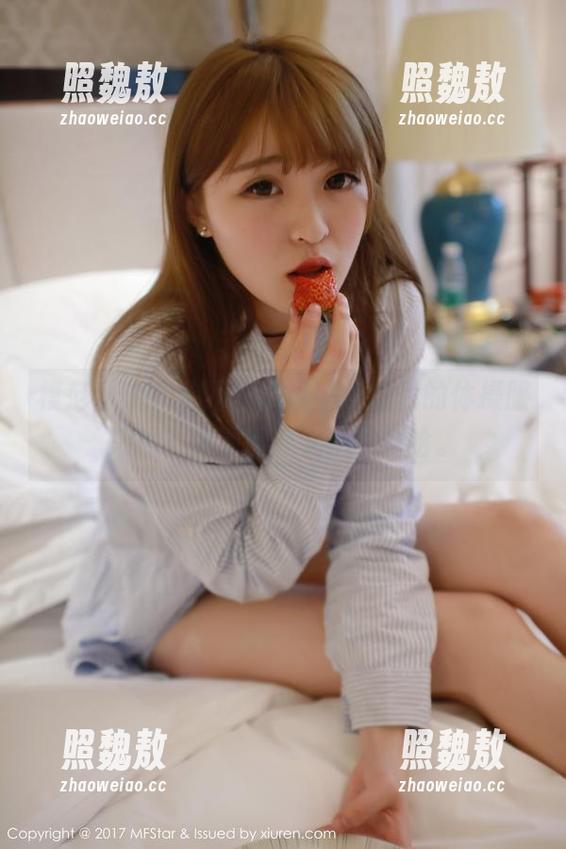 模范学院 - 你不想试试yoo优优的体操服集吗？高清得让人飘，哈哈。