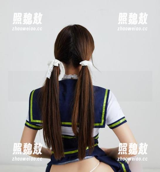 下载黑色私房图集，来和洛丽塔大哥一起走一遭不走寻常路。