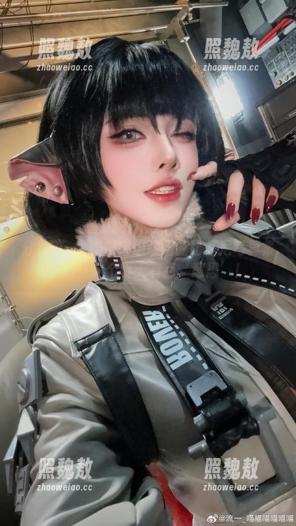 分享流一_喵喵喵喵喵喵的比基尼写真集，嗨！这个夏天有点‘意思’！