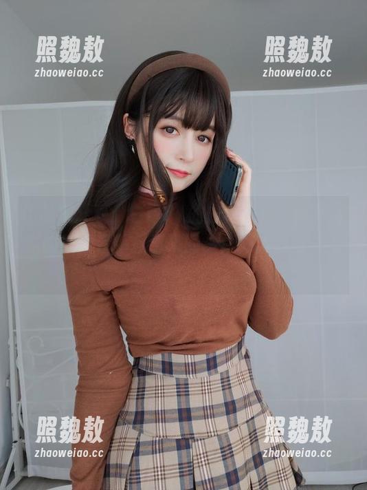 作品集分享：白银81的白丝兔兔，看着细腻的就像亲手捏出来的，真让人眼前一亮！
