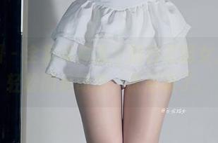 微密圈 – 全套体操服中的白龙猫女，一身轻松的运动感，太惹眼了。