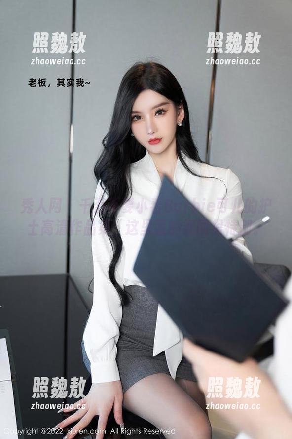 秀人网 - 千万不要小看Barbie可儿的护士高清作品集，这里面的氛围很特别。
