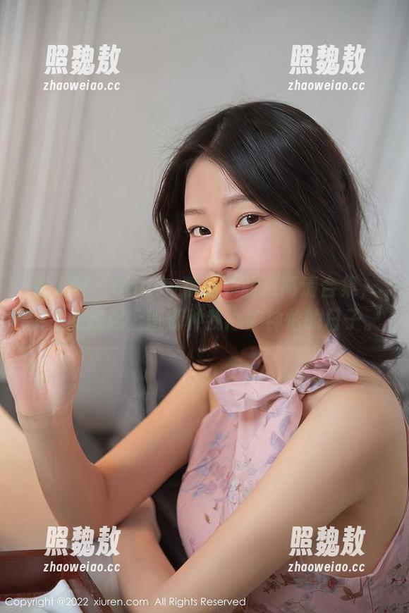 秀人网-Candy糖糖 秀人网 - Candy糖糖职业装高清合集,突然间想起上班那种我心旷神怡的日子。