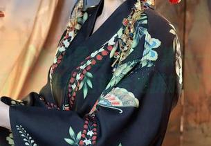 秀人网 – 甜妮的黑丝写真合集——真心想问：这黑丝是谁给她挑的啊？