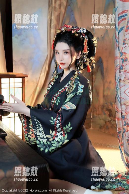 秀人网 - 甜妮的黑丝写真合集——真心想问：这黑丝是谁给她挑的啊？