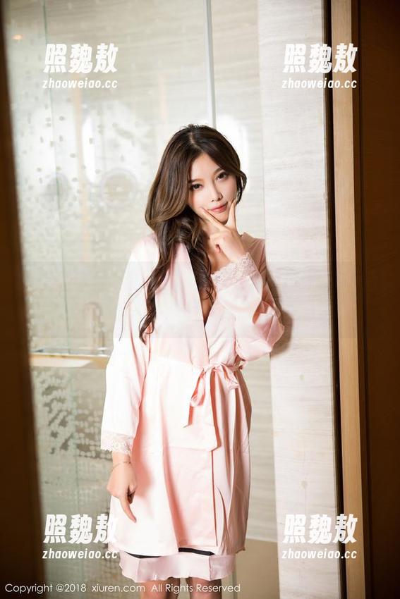 秀人网-糯美子MINIbabe 秀人网 - 资源风暴!糯美子MINIbabe清纯的一瞬,悄悄动了谁的心