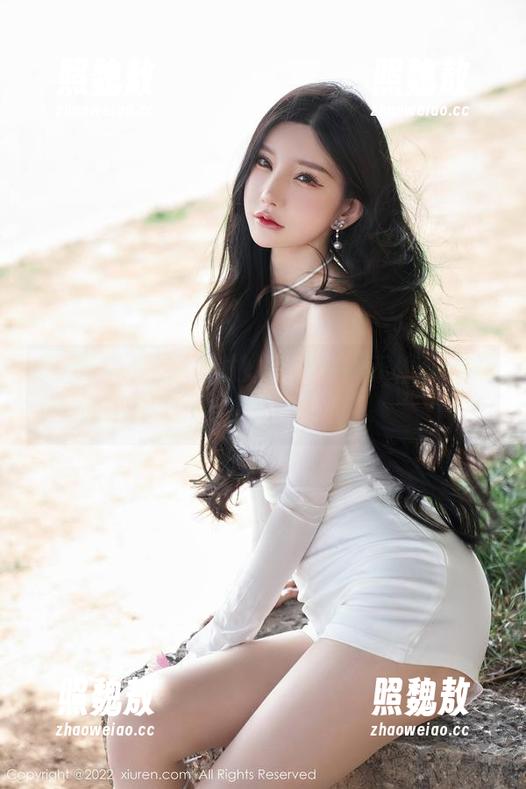 秀人网-艾希儿 秀人网 - 艾希儿妹妹写真集:不怕你翻到,怕你看不够!