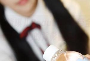 美媛馆 – 唐琪儿Beauty的吊带全集——你会为她的背影驻足吗？