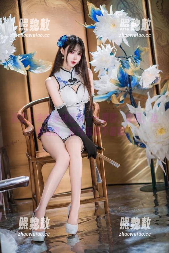 羽生三未 羽生三未的泳池狂欢——原图、套图,边看边想,这气氛真不错啊。