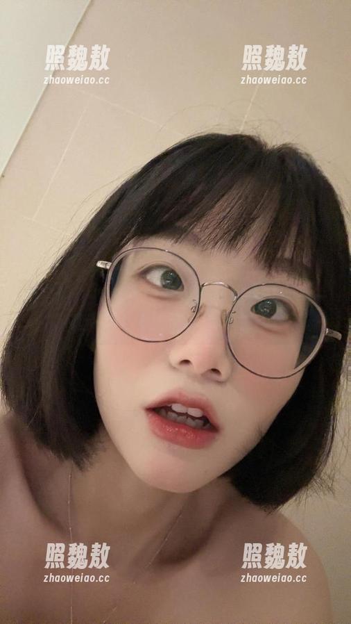 胜利的小生活 微密圈 - 在纯白中寻求胜利的小生活——难道每个角落都是一幅写真?