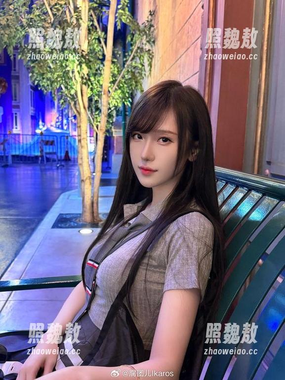 腐团儿Ikaros 微博杂图无所不包:腐团儿Ikaros带你游玩私房写真天地