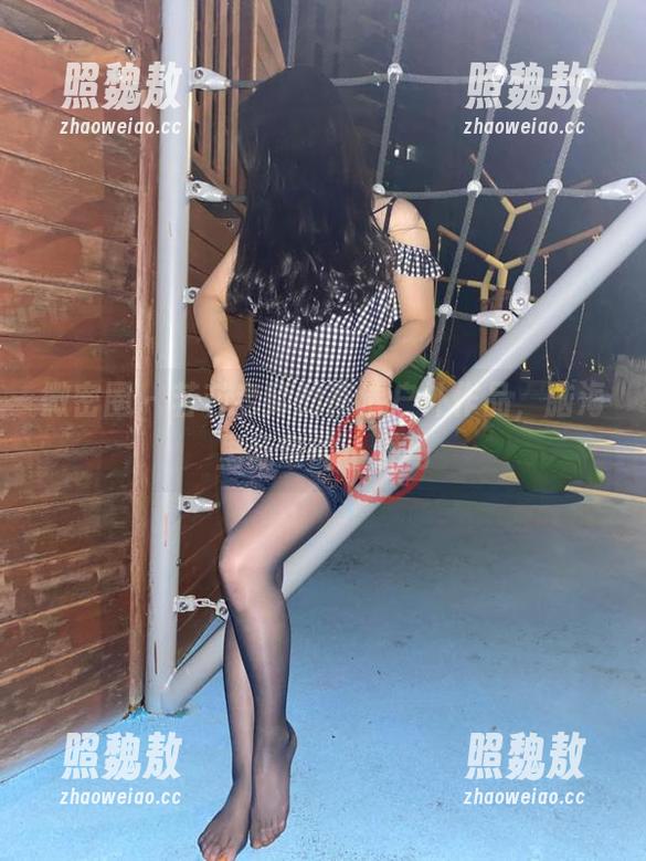 若若老师 微密圈 - 若若老师的高清户外作品,脑海里乱窜的小野马