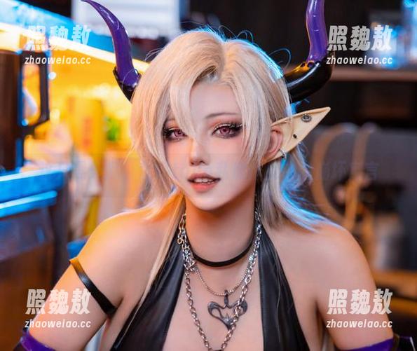 菌烨tako 这只黑天鹅,菌烨tako私房作品中的崩坏寓言